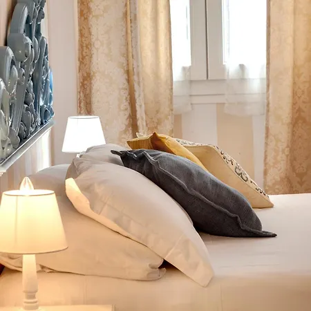 Agnolo Apartment by Mamo Florence-2