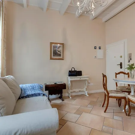 Agnolo Apartment by Mamo Florence-3